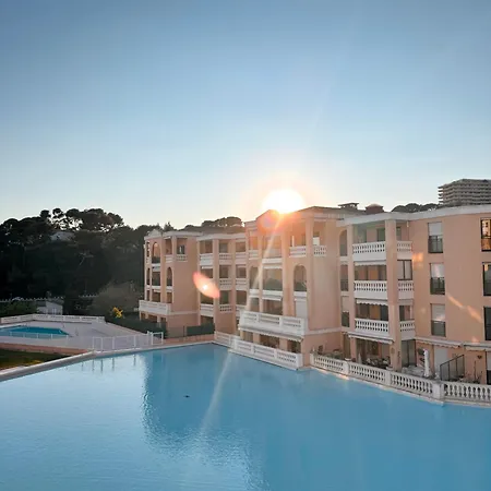 Le Lagon Riviera *